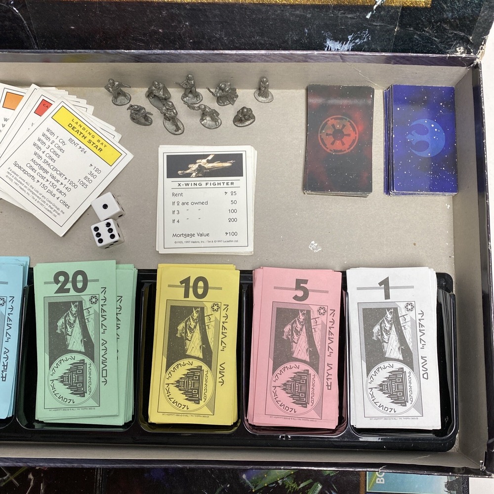 Monopoly: Star Wars Classic Trilogy Edition 1997 Parker Brothers game - Picture 5 of 10